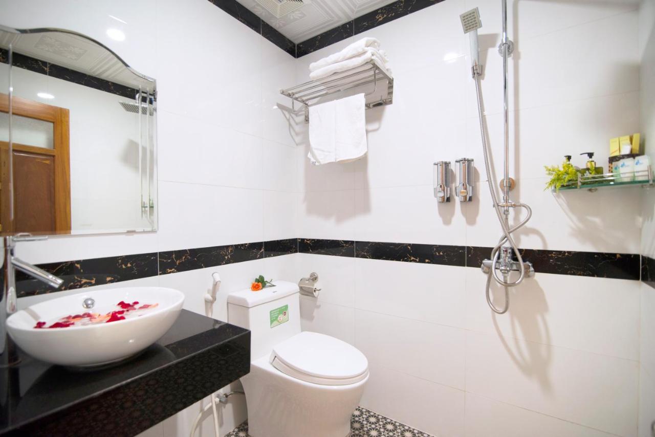 Charming Danang Hotel-203 Nguyen Van Thoai ภายนอก รูปภาพ